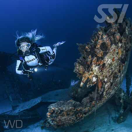WRECK DIVING 01